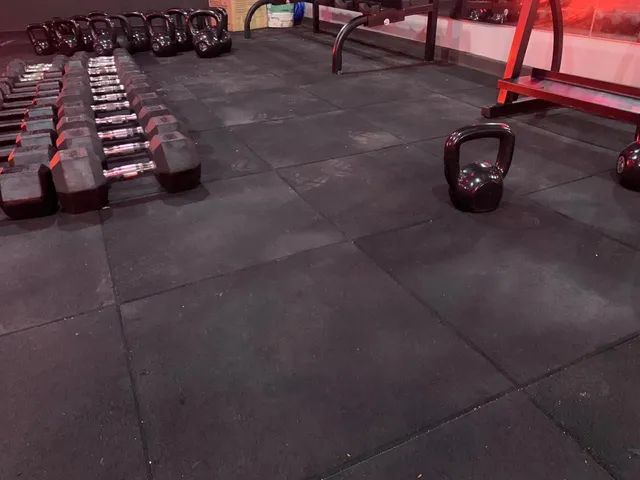 Piso borracha 50x50cm 15mm preto emborrachado R$18,95 - Foto 5