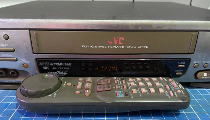 Videocassete Vintage Jvc HR-VP710U 110V - Foto 3