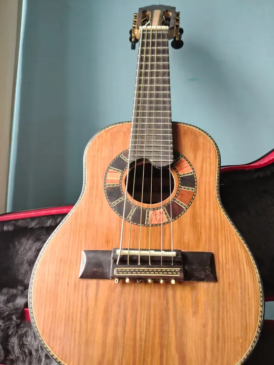 Cavaquinho 6 cordas