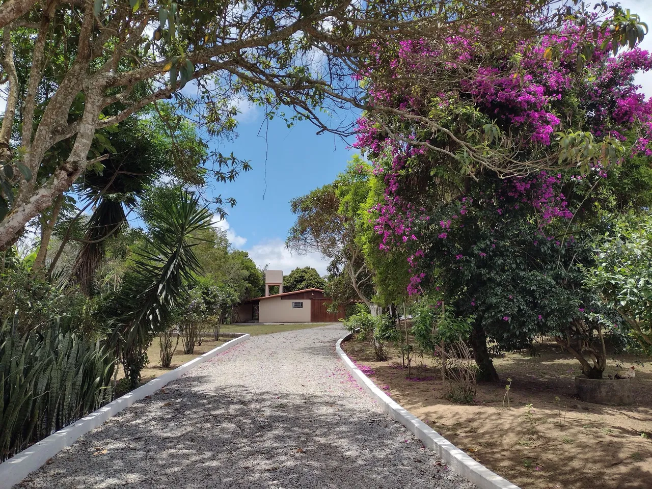 Belíssima chácara em Paraibuna,localização privilegiada