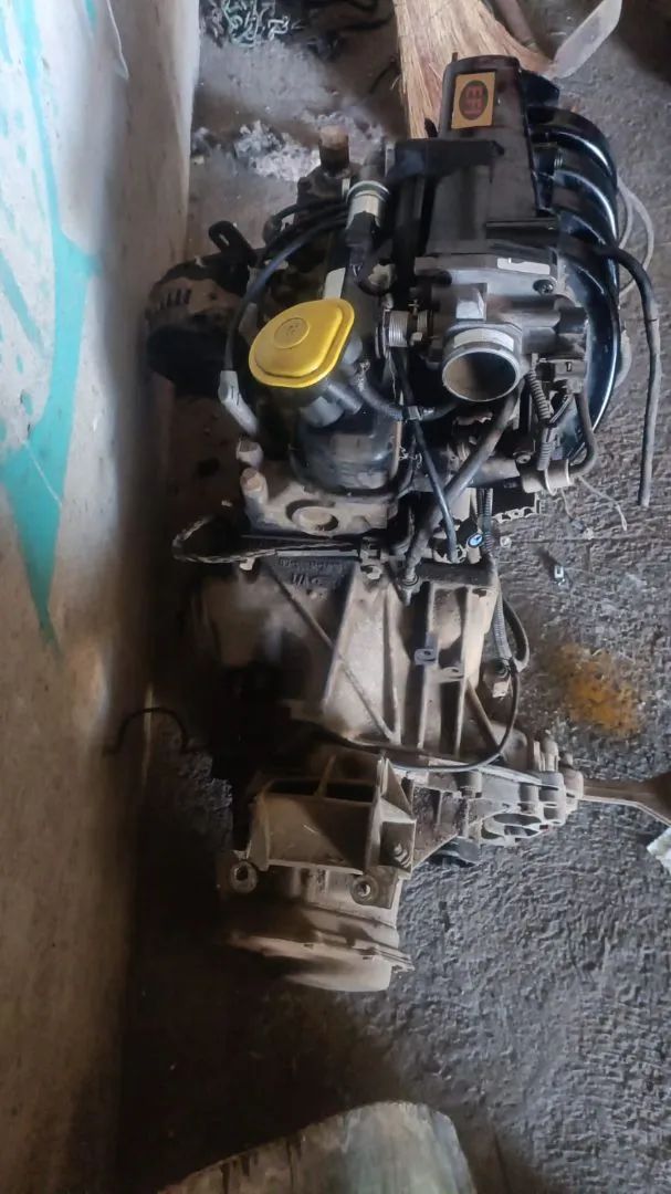 Motor e caixa do Ford fiesta 97 leia a descricao... *Tenho a baixa do Detran*