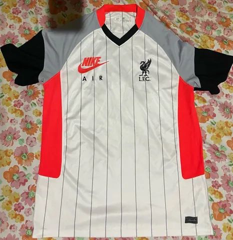 Camisa 4 do Liverpool Nike, modelo 2020/21, tamanho G, usada.