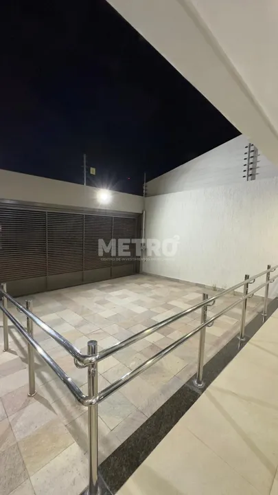 Prédio com salas comerciais ??TERRENO 148,60m2 ??AREA CONSTRUIDA 204,88m