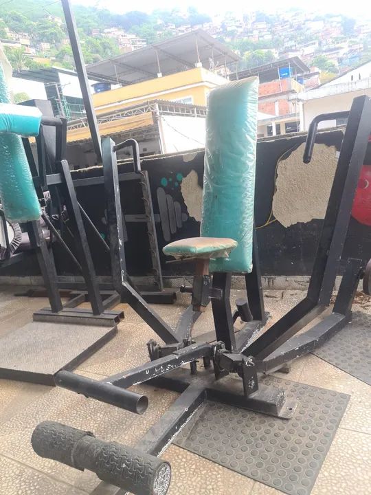 ODesenvolvimento peito e supino articulado 