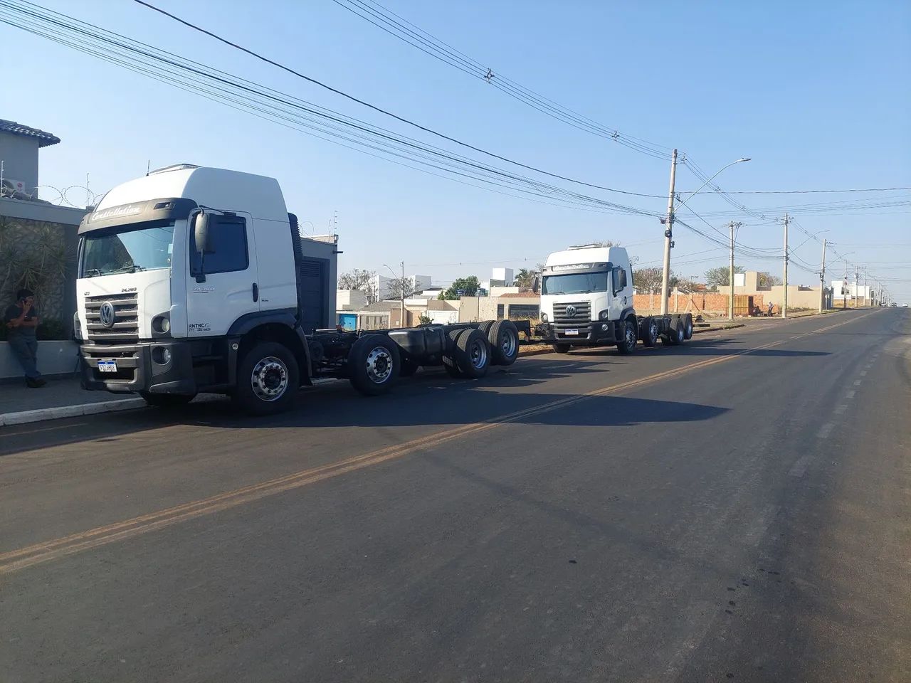 Vende se 24.280 4 eixo ano 2013 único dono  - Foto 3