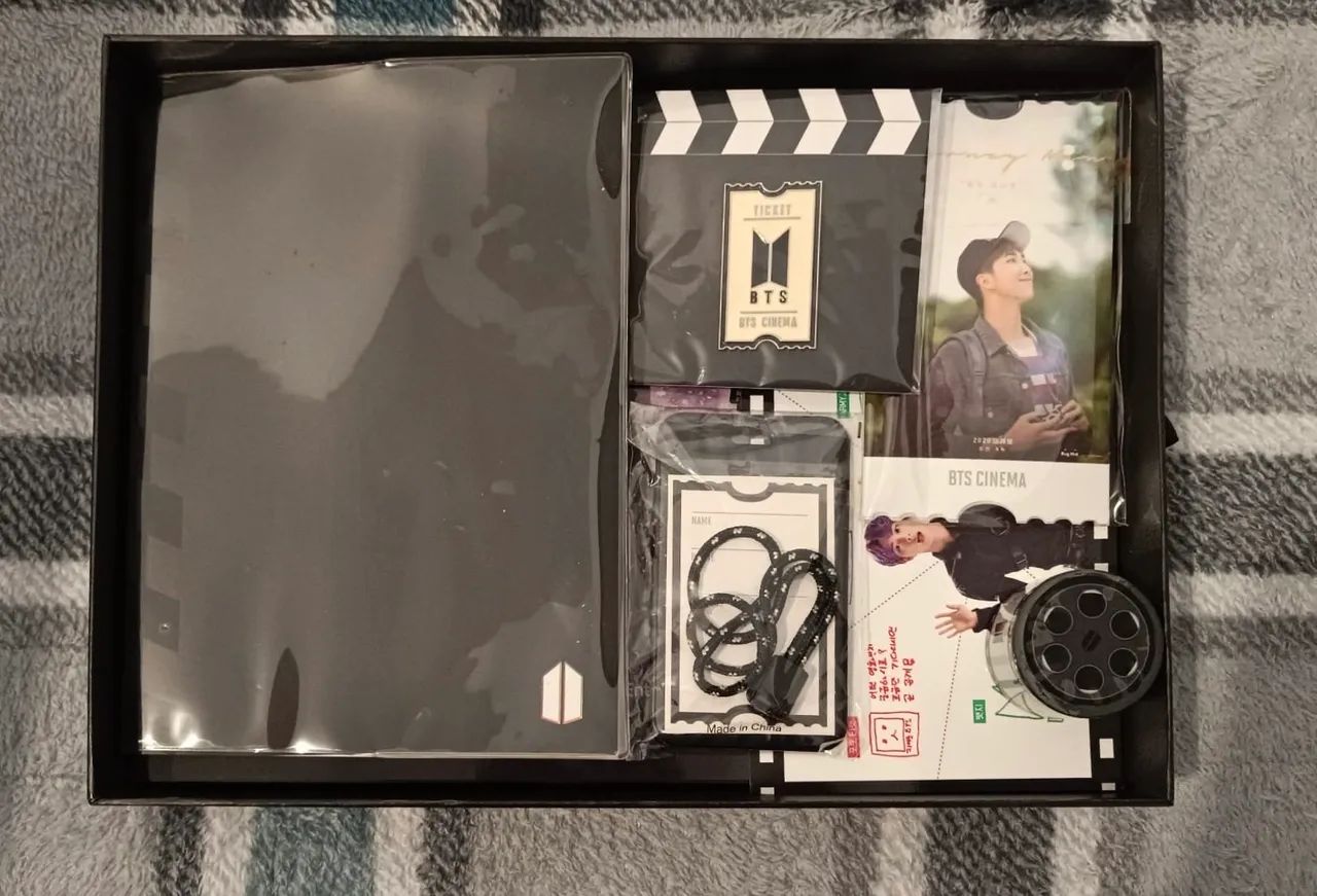 BTS 6th Army Kit Membership Oficial K-Pop CD Álbum - Antiguidades