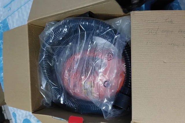 Pistolaeletrica de pintura usada