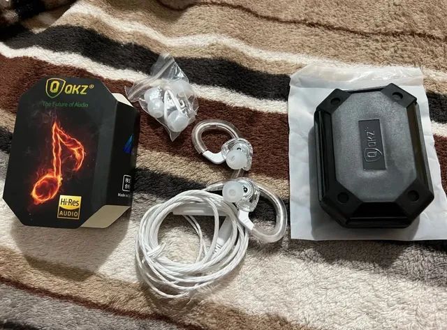 Fone QKZ AK6 para games e retorno de palco  - Foto 5