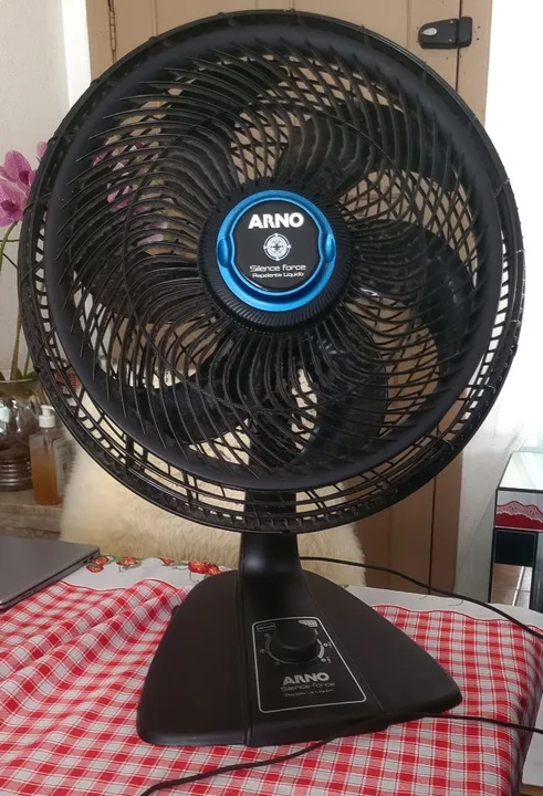 Ventilador Arno 110V - Silence Force - Repelente Líquido