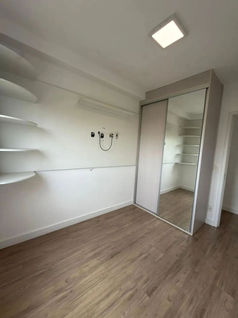 Apartamento para alugar em Barueri, Alphaville Empresarial, com 2 quartos, com 74 m² - Foto 4