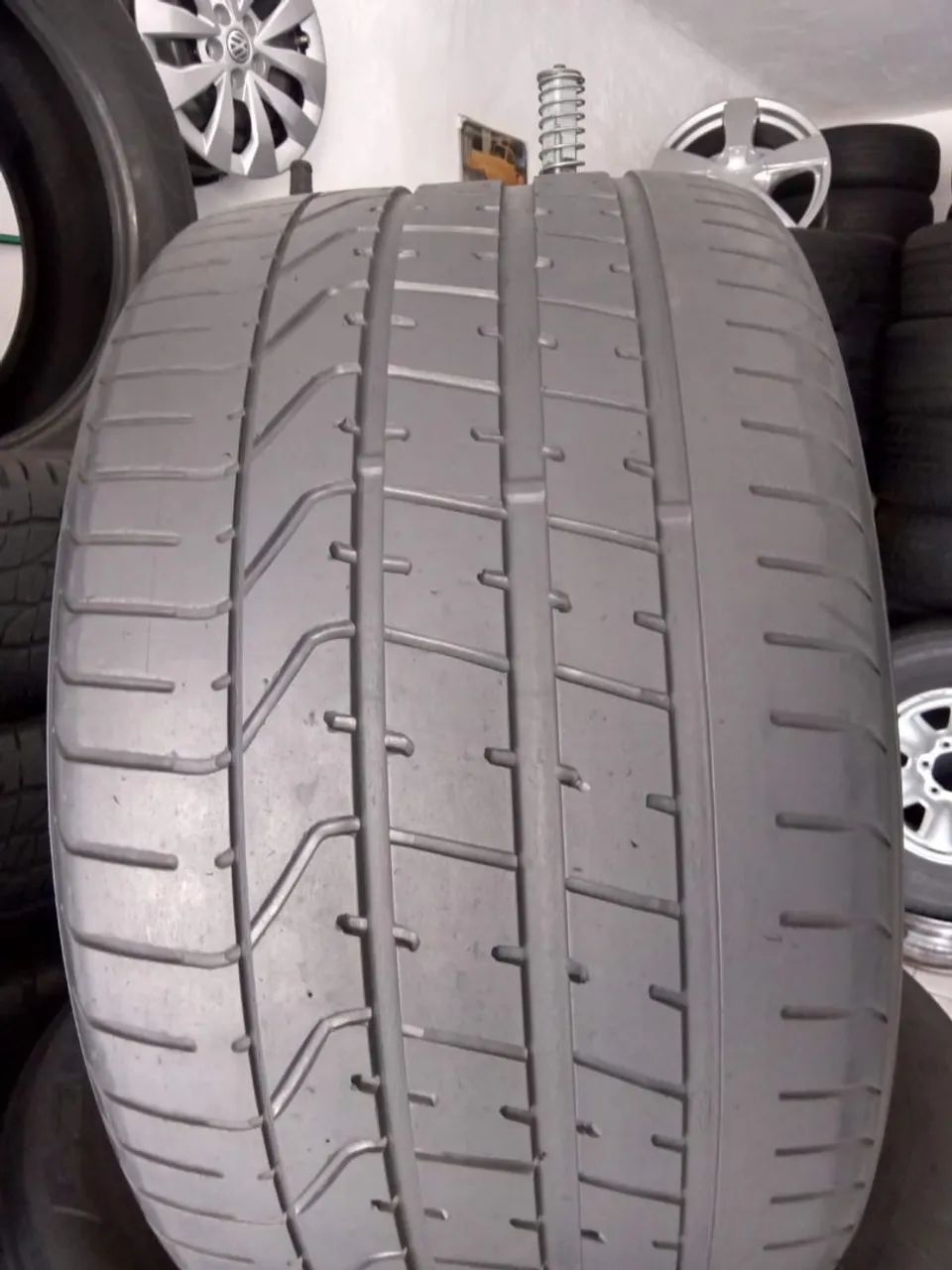 Pneu 305 30 R 20 pirelli P zero  - Foto 5