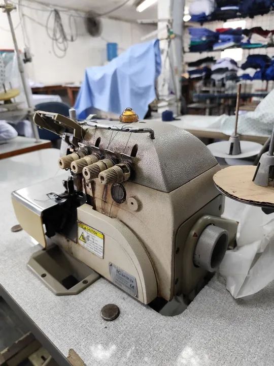 Máquina de Costura Overlock 4 fios - Foto 6