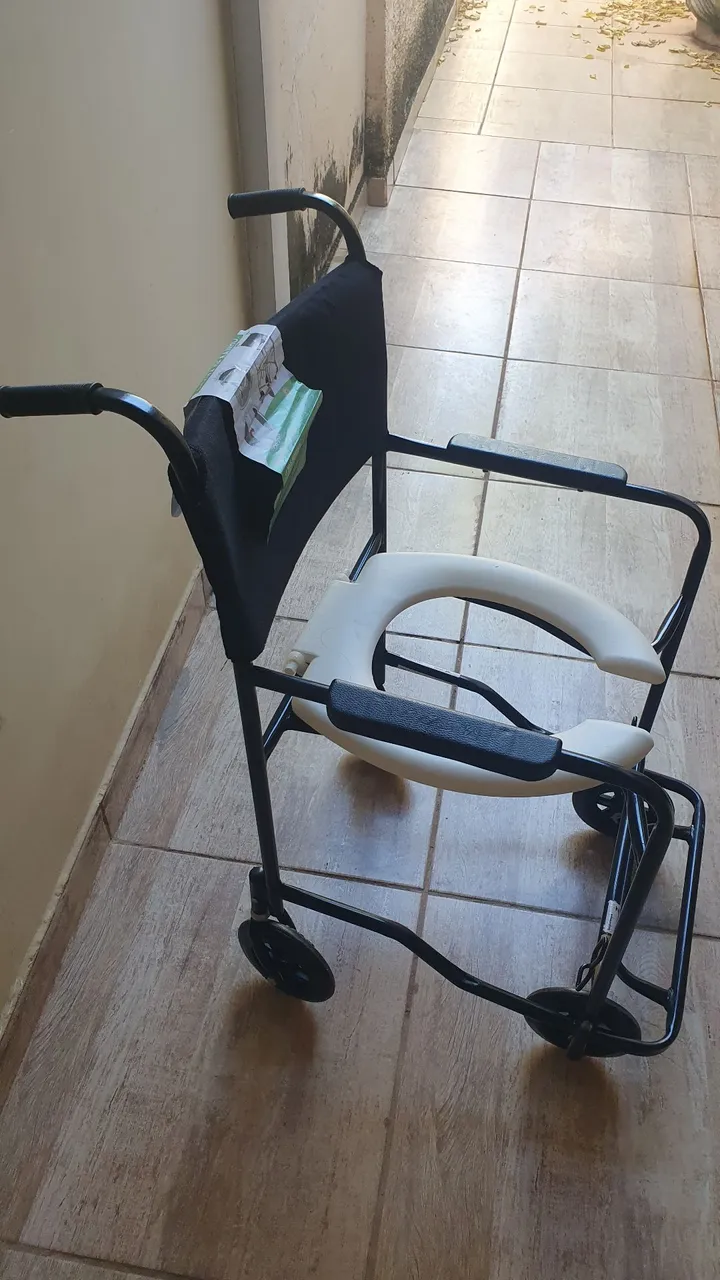 Cadeira de Banho - Praticidade e Conforto