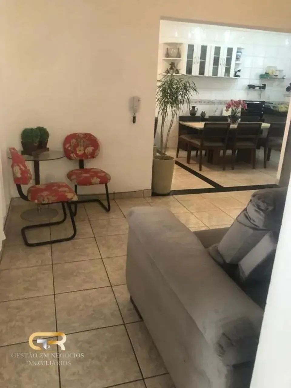 Casa para Locação em Belo Horizonte, Buritis, 5 dormitórios, 1 suíte, 2 banheiros, 4 vagas - Foto 2
