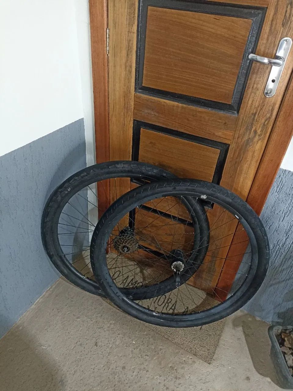 Peças de bicicleta lótus aro 29 - Foto 3