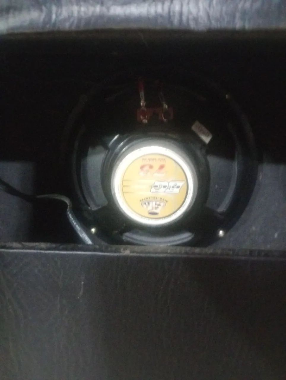 Caixa para guitarra com distorção  - Foto 5