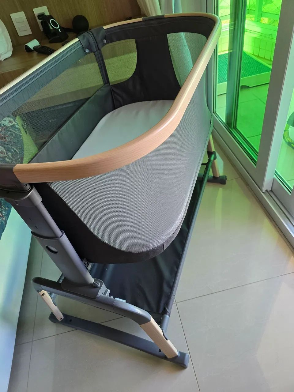 Berço cobed iora air Maxi Cosi muito novo - Foto 2