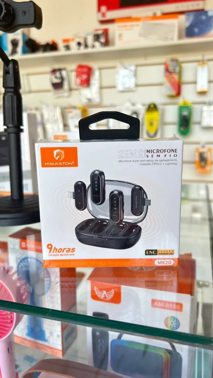 Microfone de lapela com 2 adaptadores