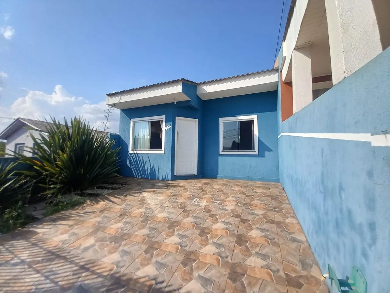 Excelente residência com dois quartos , em ótima localização do jardim Gianna !!