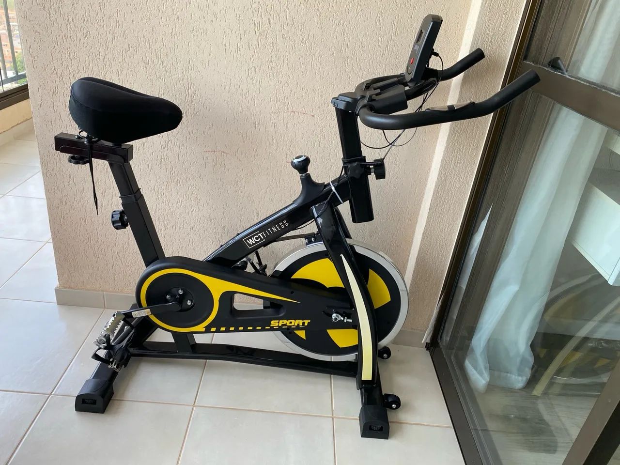 Bicicleta Ergométrica - Ótima para Treinar em Casa - Foto 2