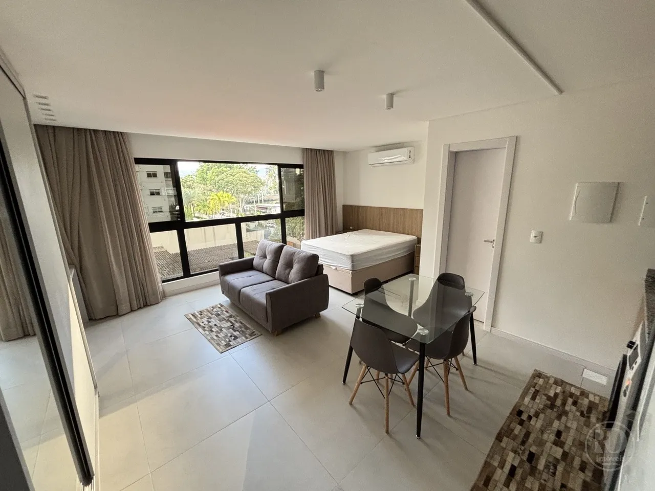 Loft mobiliado para locação no bairro Ponta Aguda