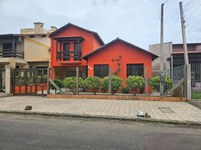 Casa a 1 quadra do mar locação de verão