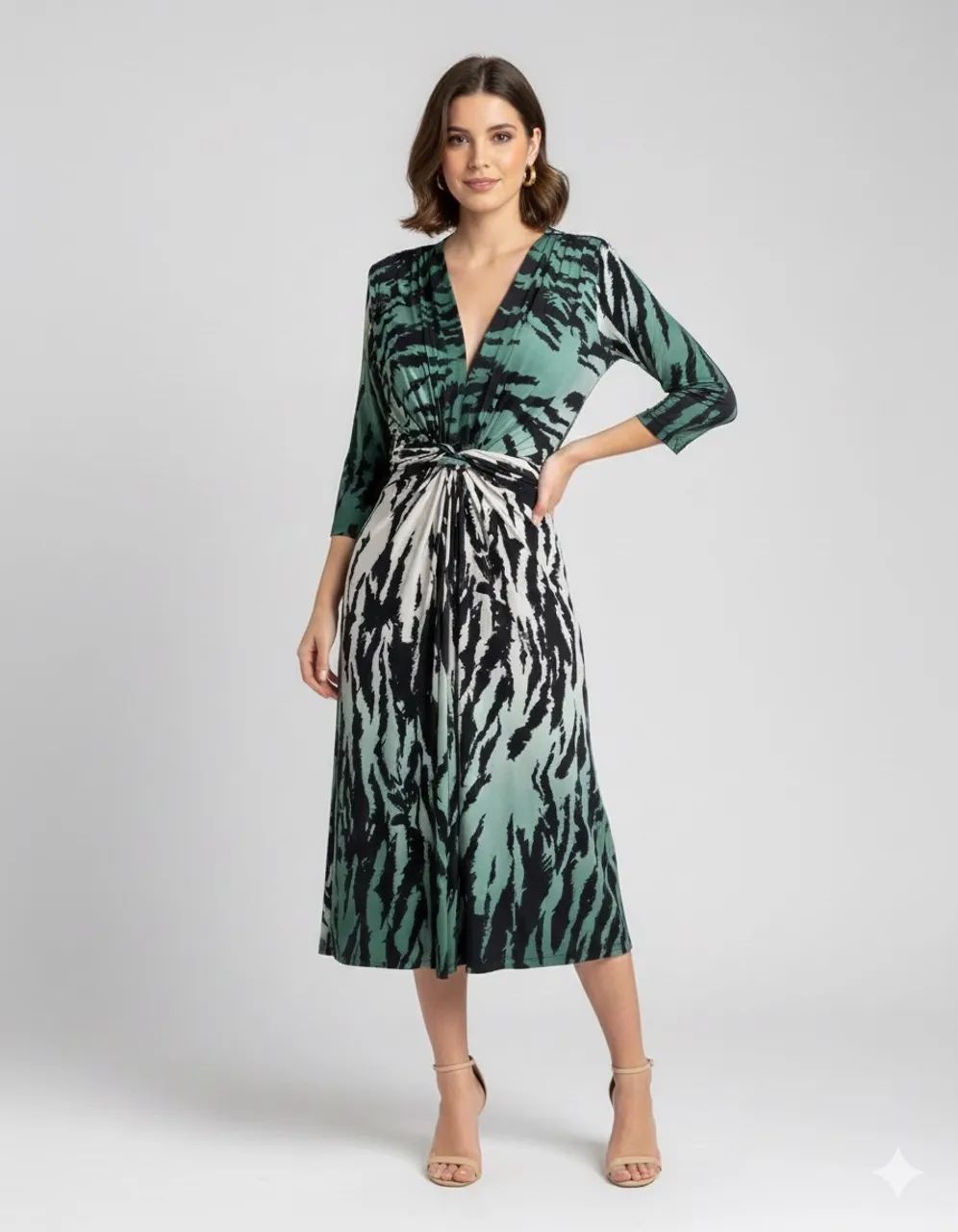 Vestido midi estampado com amarração tam P Sofisticata