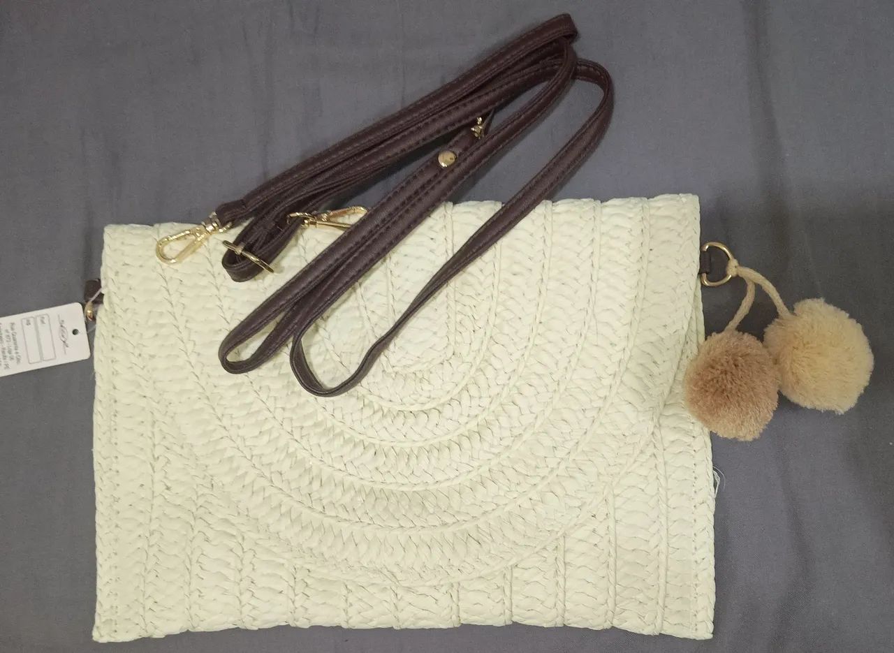 Bolsa Clutch de Palha com Pompons - Foto 2