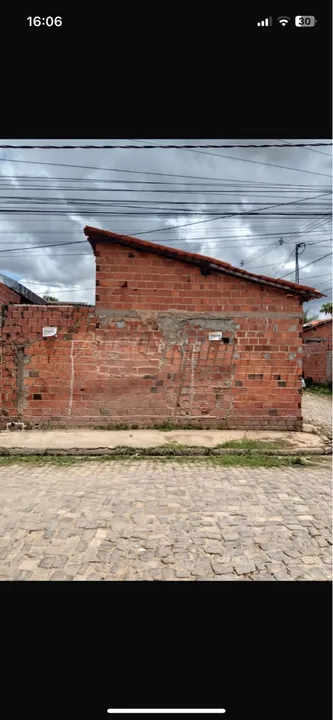 Vendo essa casa de esquina VALOR NEGOCIÁVEL