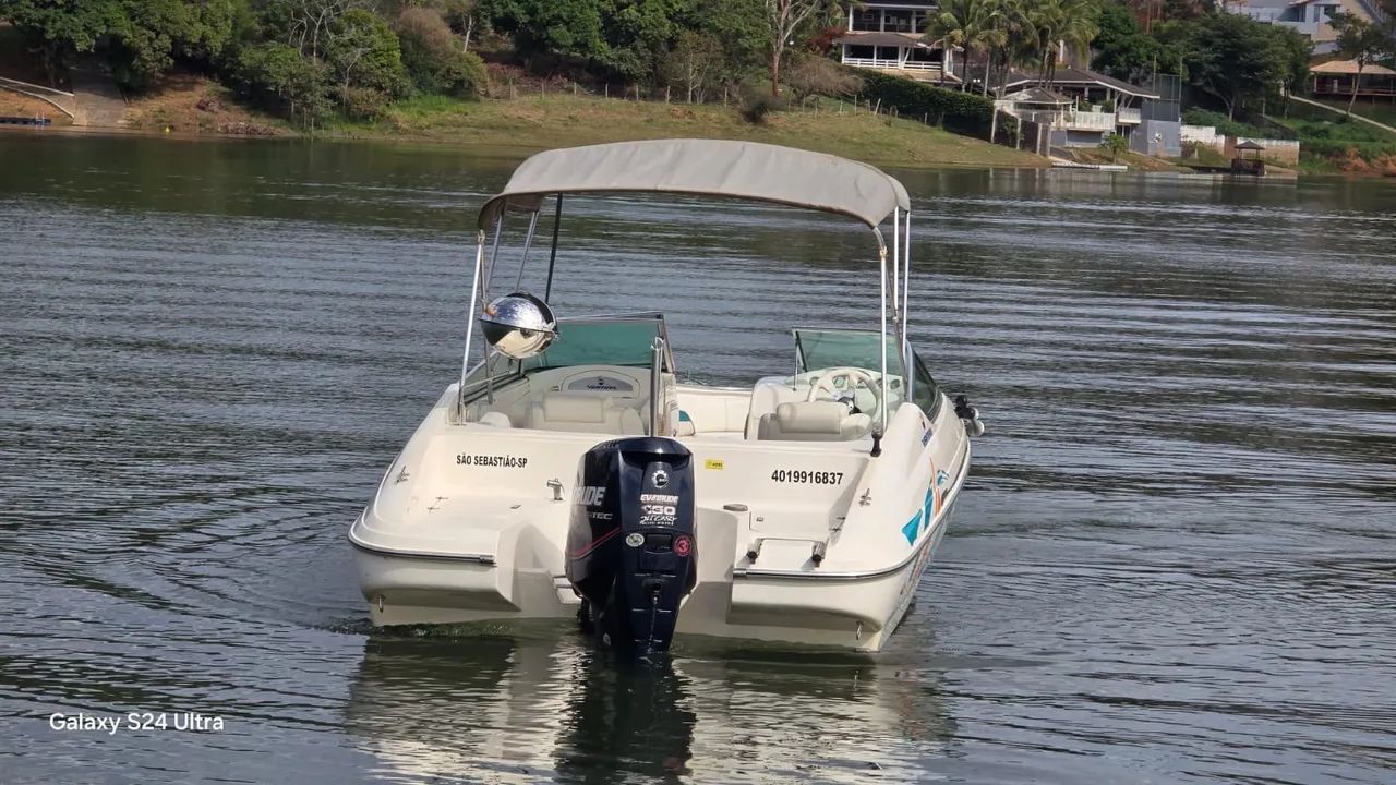 Lancha Ventura 22 pés  - Foto 2