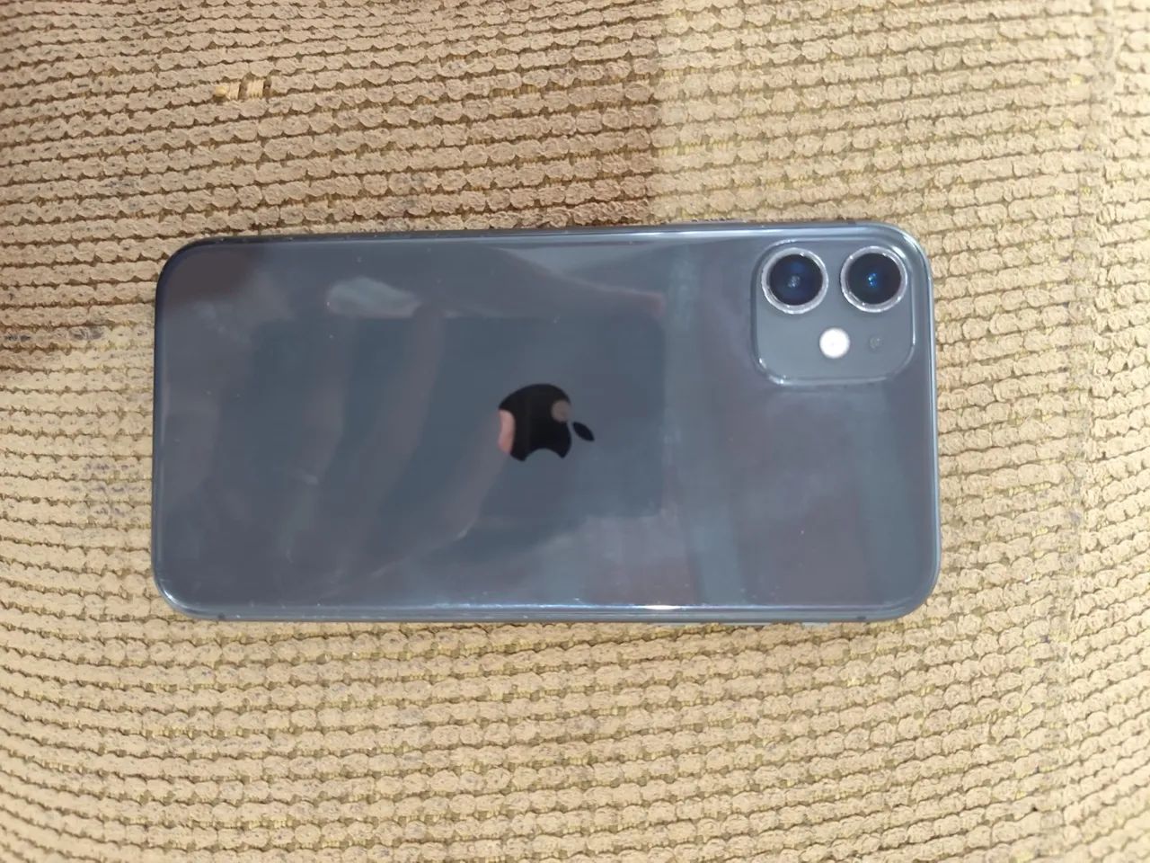 IPHONE 11 - 64GB - Foto 2