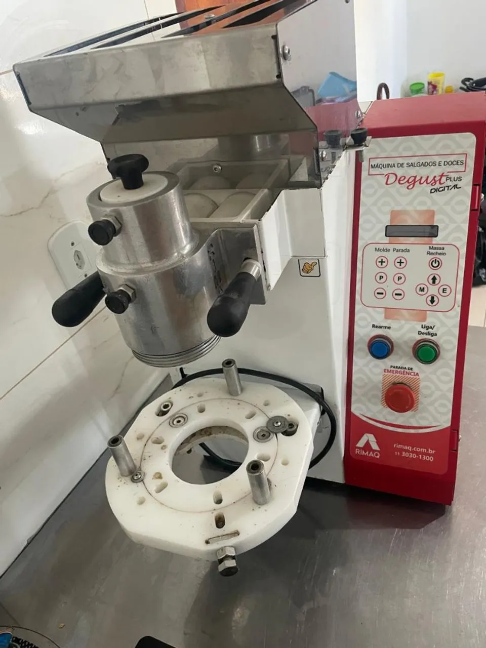Máquina Degust Plus para Salgados e Doces