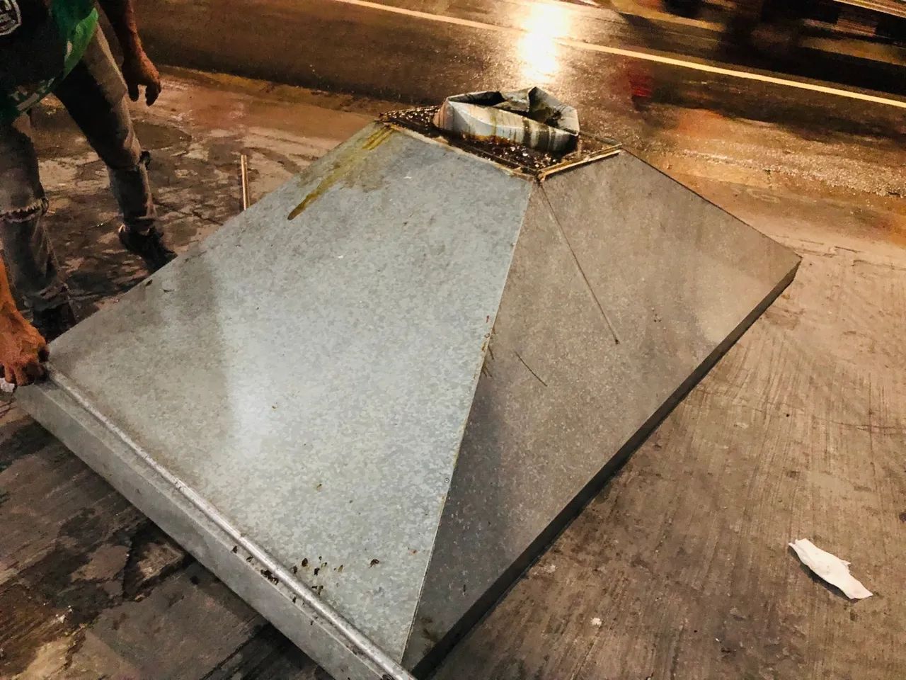 Coifa industrial 2,5m galvanizada  - Foto 2