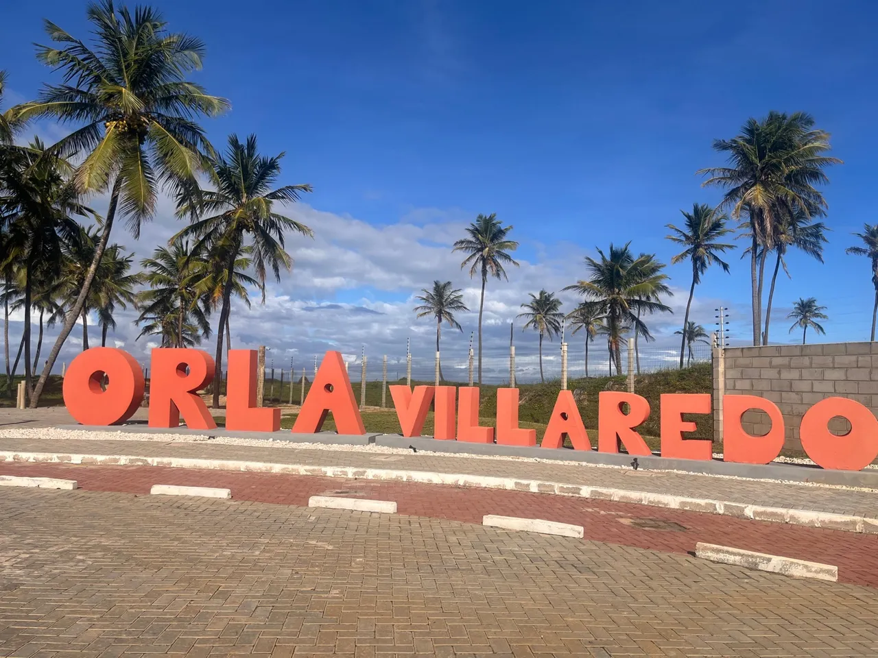 Construa com Vista para o Lago - Lote Pé na Areia no Villaredo Barra com Projeto Incluso