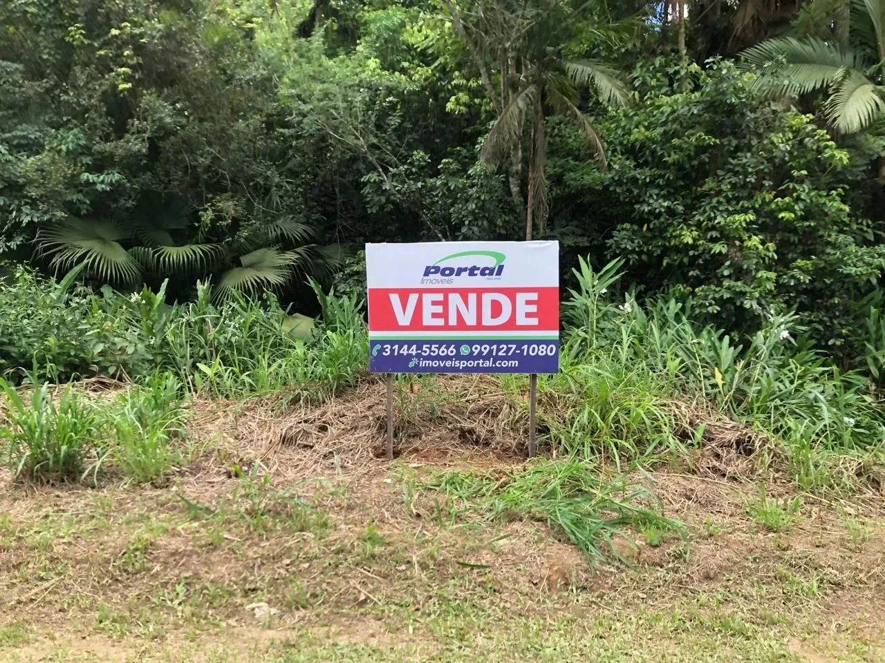 Terreno na Velha Grande com 40.139 m² ZR2, ZC2 e ZPA frente em 42 metros