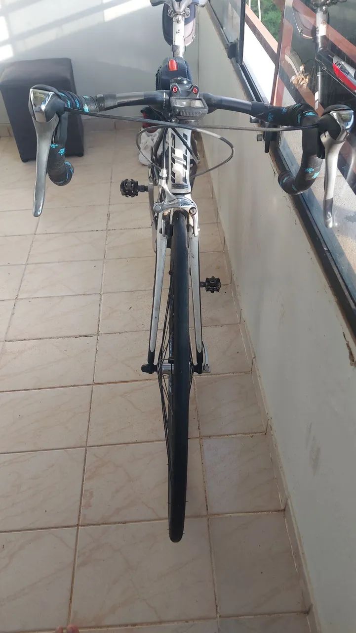 Bicicleta Fuji Roubaix Pro - Foto 4
