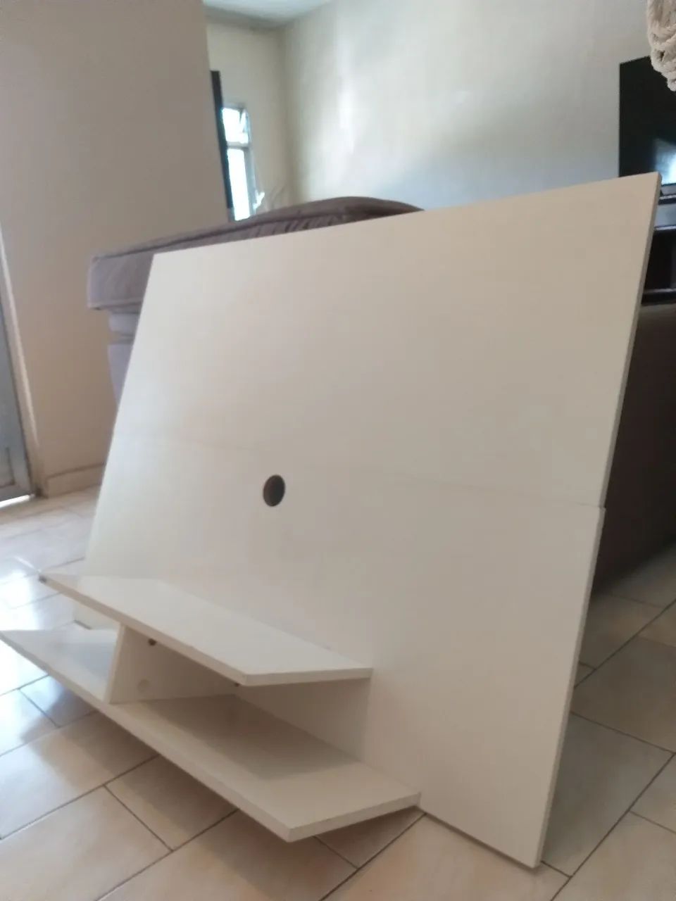 Painel para TV Branco com Prateleiras