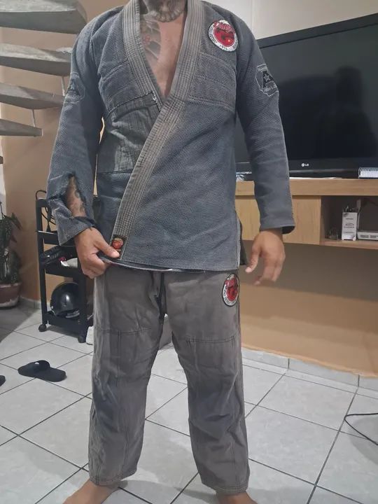 Kimono de Jiu-Jitsu - Tamanho A2 -  Usado