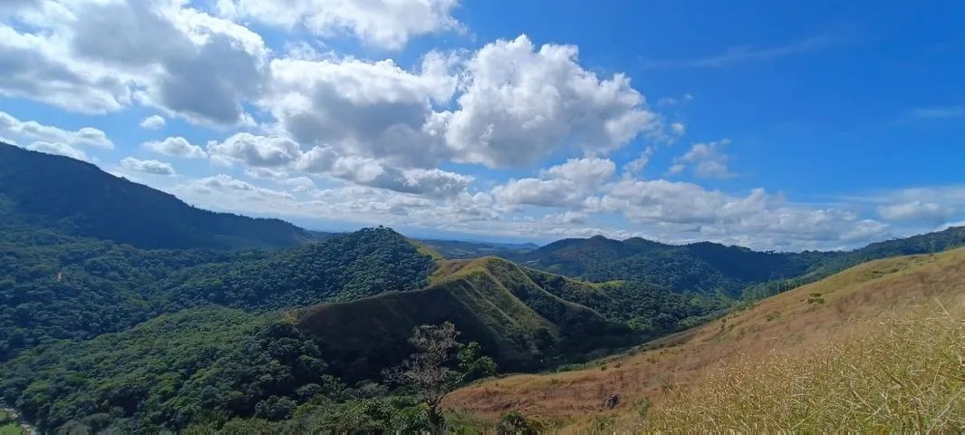Sítio Maricá com 244mil m², córrego e nascentes