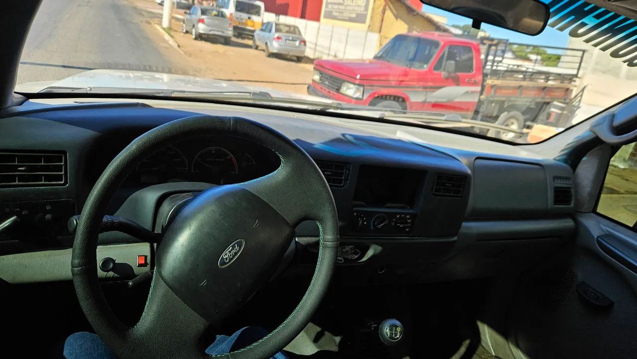 Caminhão guincho plataforma  - Foto 13