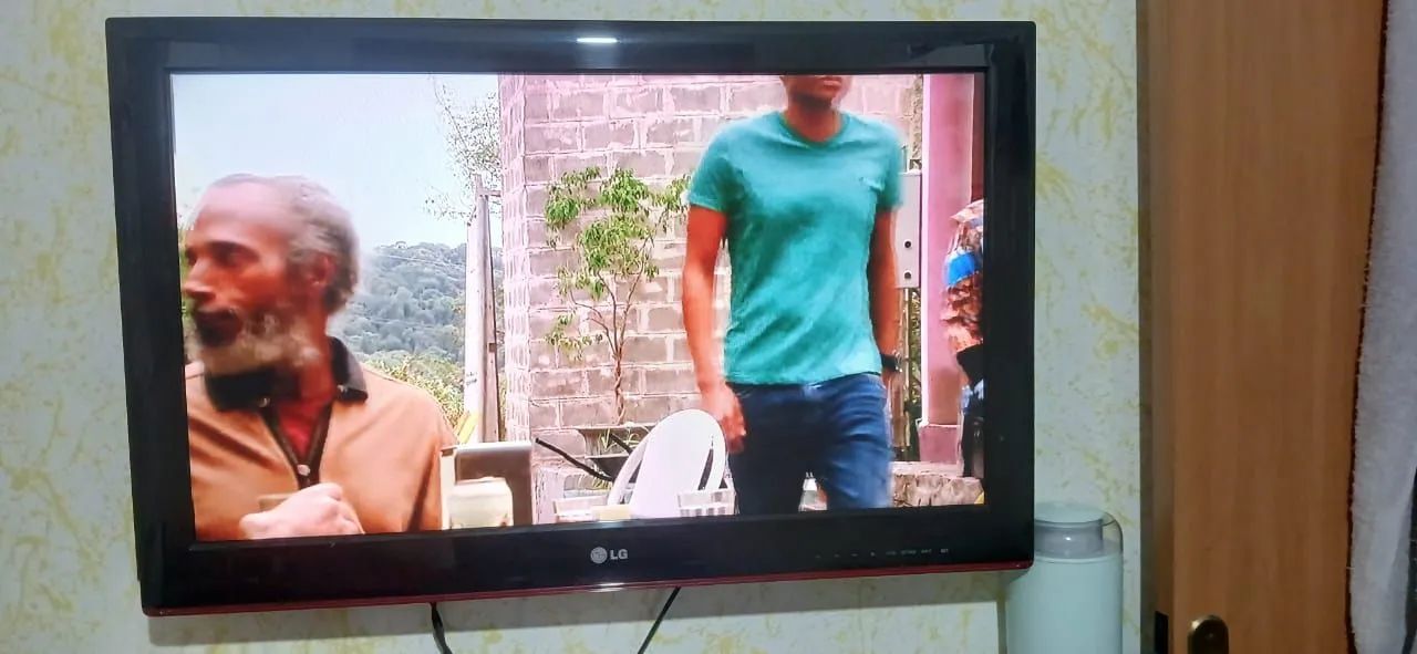 TV LG 32LM3400 - Foto 4