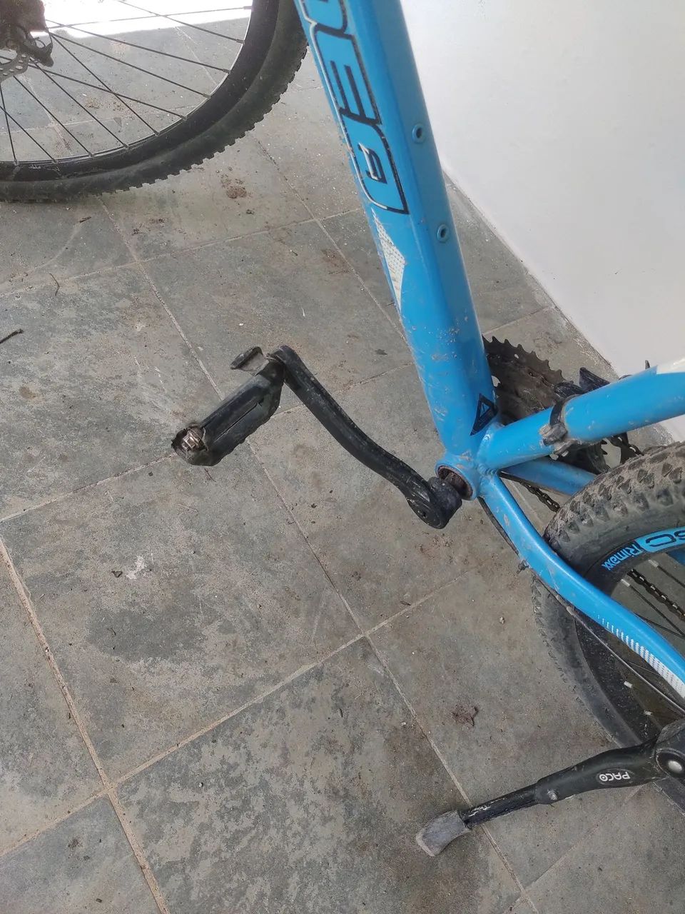 Bicicleta de Mountain Bike - Foto 4