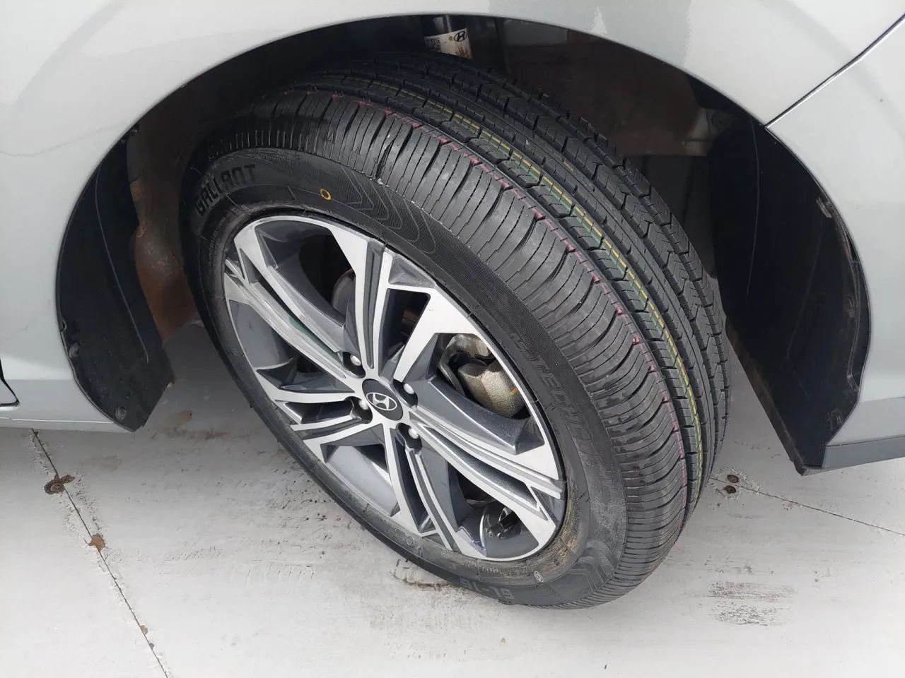 Hyundai HB20S Comfort 1.0 TB Flex 12V Aut., foto 13 de 18
