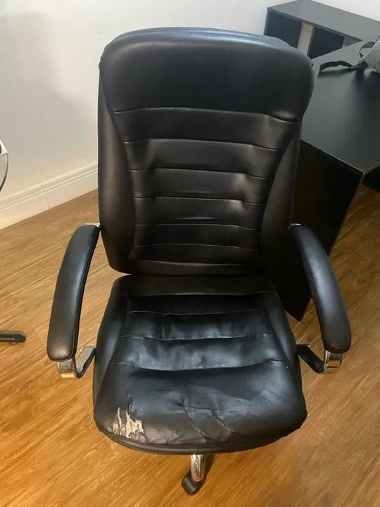 Cadeira de escritório com rodinhas