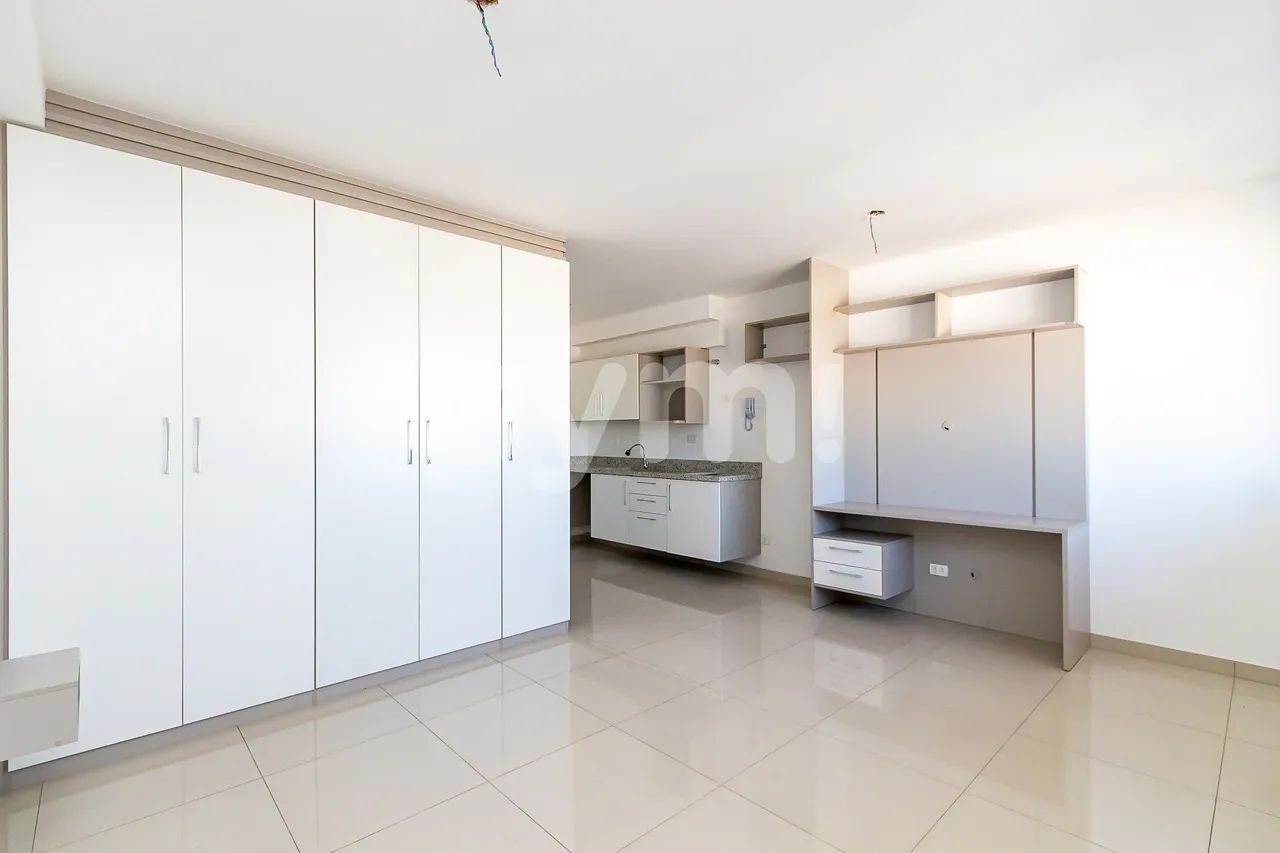 Studio em frente ao Shopping Mueller