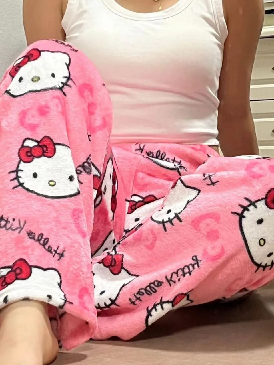 Calça Hello Kitty do tamanho do 36 até 47 