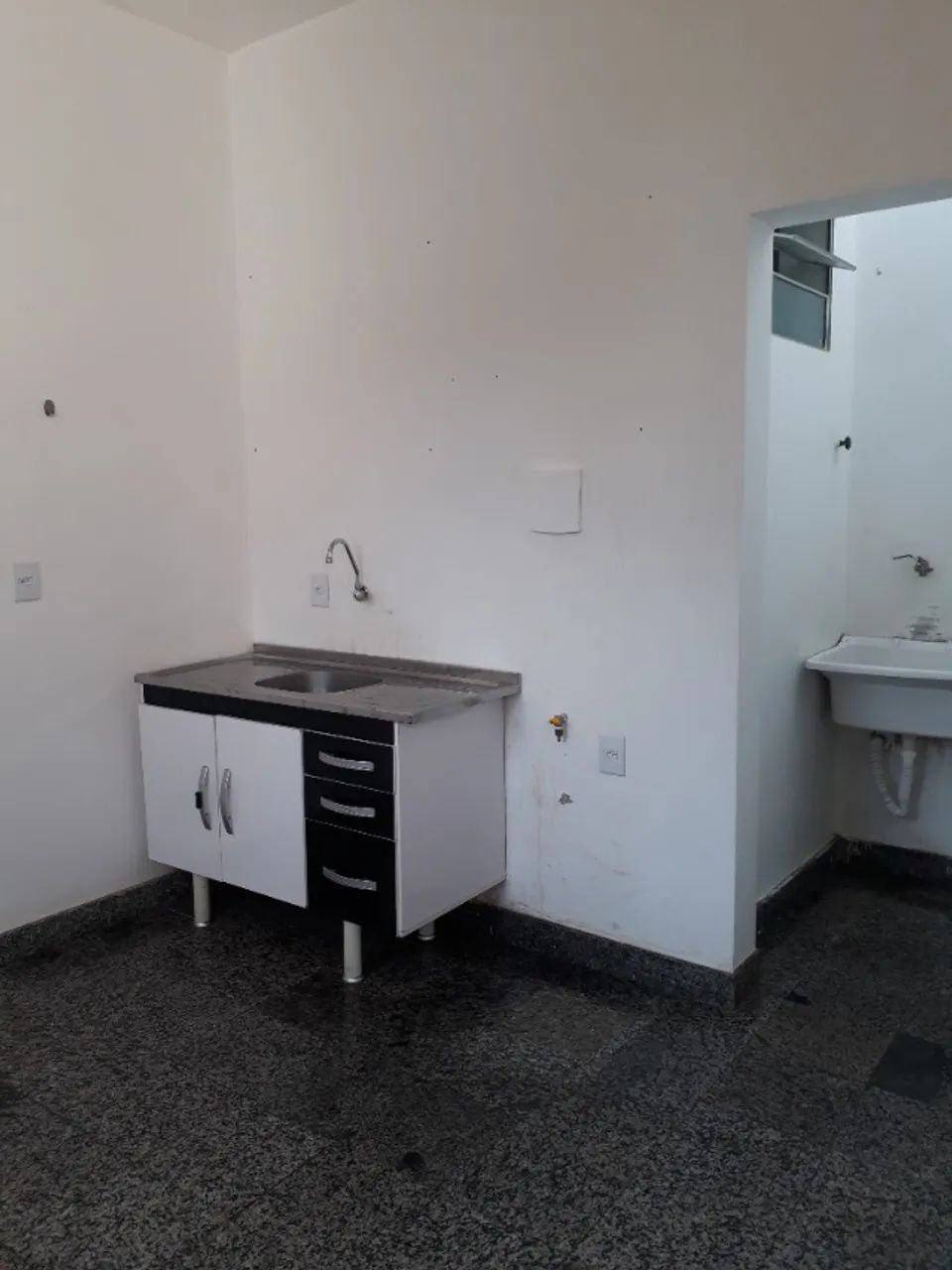 Kitnets 580 a 780 , bairro santa helena-contagem.  - Foto 2
