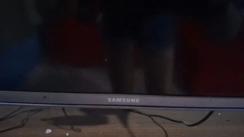 Tv Samsung com defeito $250