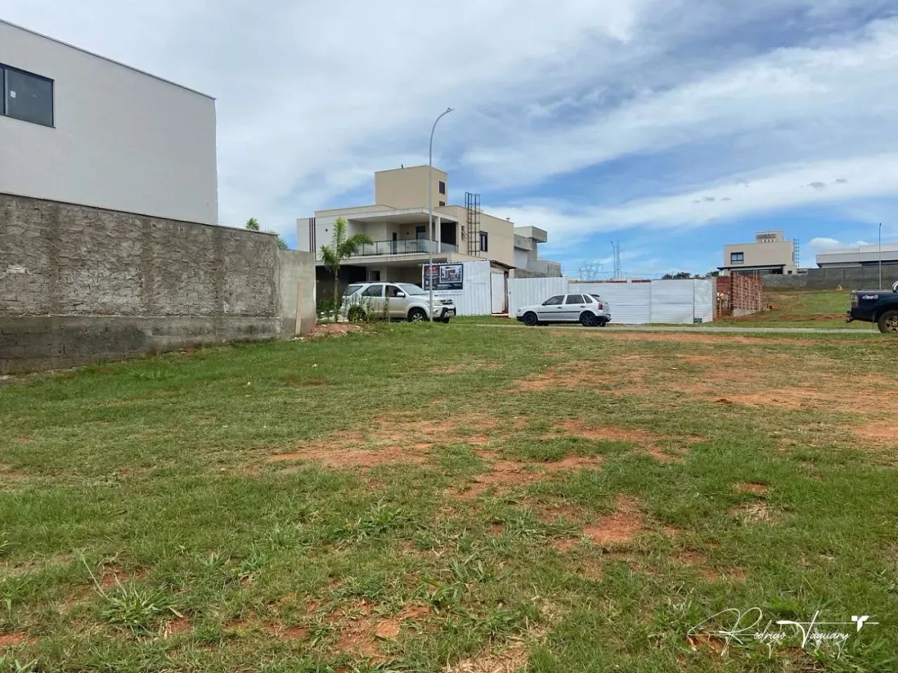Terreno à Venda no Condomínio Jardins França  417 m² em Goiânia - Foto 3