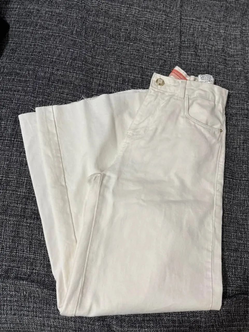 Calça off white nunca usada - Foto 2